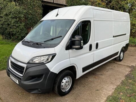 Peugeot Boxer 2.2 BlueHDi 335 Professional L3 H2 Euro 6 (s/s) 5dr 43