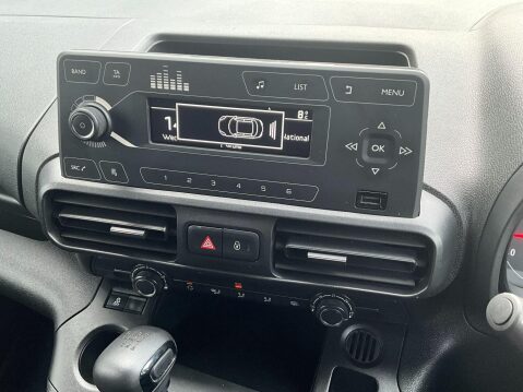 Vauxhall Combo 1.5 Turbo D 2000 Dynamic L1 H1 Euro 6 5dr 17