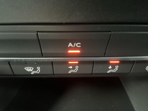 Vauxhall Combo 1.5 Turbo D 2000 Dynamic L1 H1 Euro 6 5dr 29