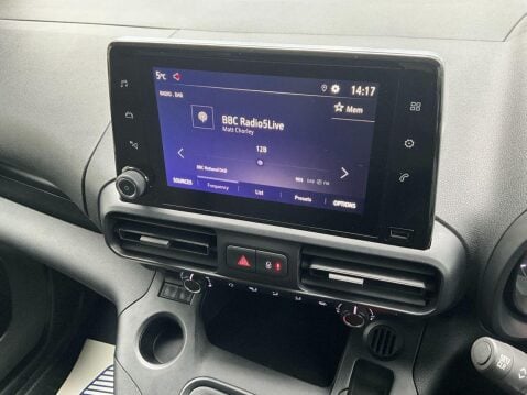 Vauxhall Combo 1.5 Turbo D 2000 Sportive Panel Van 5dr Diesel Manual L1 H1 Euro 6 (100 ps) 19