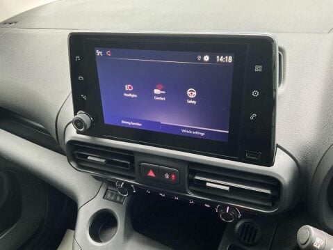 Vauxhall Combo 1.5 Turbo D 2000 Sportive Panel Van 5dr Diesel Manual L1 H1 Euro 6 (100 ps) 25