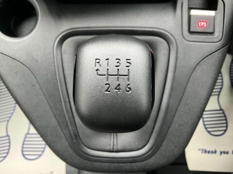Vauxhall Combo 1.5 Turbo D 2000 Sportive Panel Van 5dr Diesel Manual L1 H1 Euro 6 (100 ps) 32