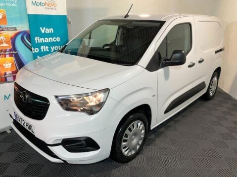 Vauxhall Combo 1.5 Turbo D 2000 Sportive Panel Van 5dr Diesel Manual L1 H1 Euro 6 (100 ps) 41