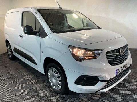 Vauxhall Combo 1.5 Turbo D 2000 Sportive Panel Van 5dr Diesel Manual L1 H1 Euro 6 (100 ps) 37