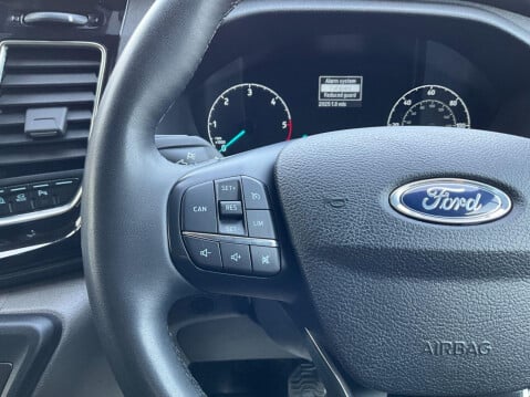 Ford Transit Custom 2.0 320 EcoBlue Limited Panel Van 5dr Diesel Auto L2 H2 Euro 6 (170 ps) 18