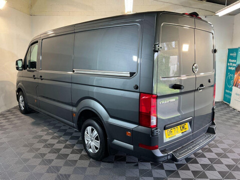 Volkswagen Crafter 2.0 TDI CR35 Trendline Panel Van 5dr Diesel Manual FWD MWB Euro 6 (s/s) (14 5