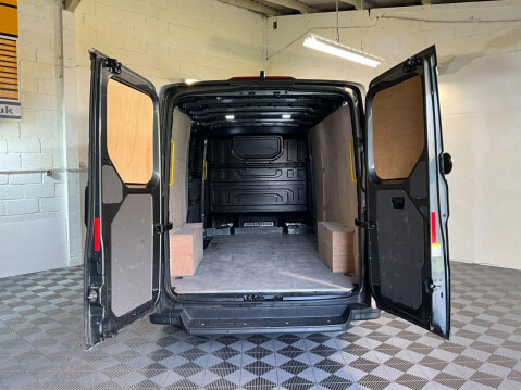 Volkswagen Crafter 2.0 TDI CR35 Trendline Panel Van 5dr Diesel Manual FWD MWB Euro 6 (s/s) (14 8