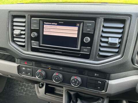 Volkswagen Crafter 2.0 TDI CR35 Trendline Panel Van 5dr Diesel Manual FWD MWB Euro 6 (s/s) (14 25