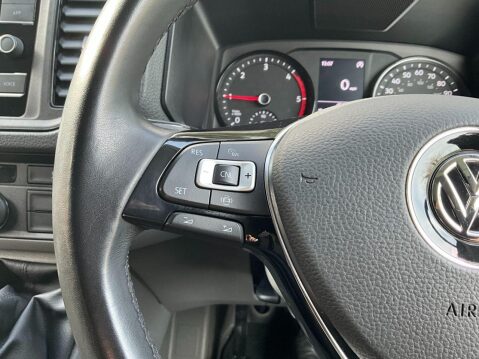 Volkswagen Crafter 2.0 TDI CR35 Trendline Panel Van 5dr Diesel Manual FWD MWB Euro 6 (s/s) (14 15