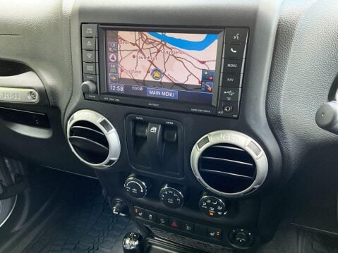 Jeep Wrangler 3.6 V6 Rubicon SUV 2dr Petrol Auto 4WD Euro 6 (280 bhp) 35