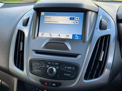Ford Transit Connect 1.5 TDCi 210 Trend Panel Van 5dr Diesel Manual L2 H1 (124 g/km, 99 bhp) 34