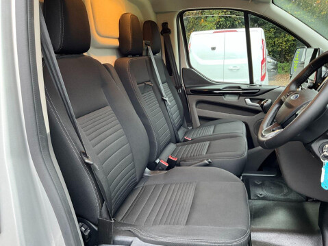 Ford Transit Custom 2.0 300 EcoBlue Limited Panel Van 5dr Diesel Manual L1 H1 Euro 6 (s/s) (130 12