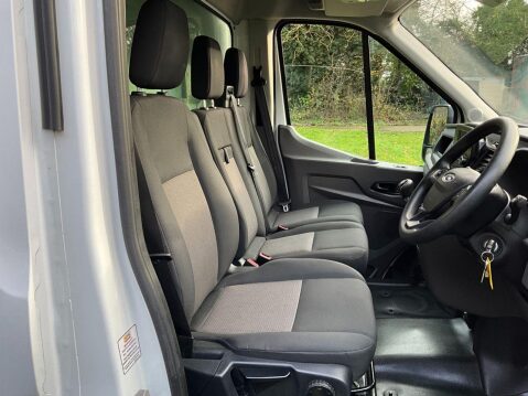 Ford Transit 2.0 350 EcoBlue Leader Chassis Cab 2dr Diesel Manual FWD L4 Euro 6 (s/s) (1 14