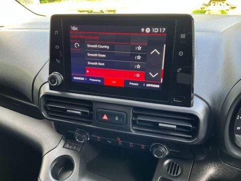 Citroen Berlingo 1.2 1000 ENTERPRISE M PURETECH S/S 109 BHP 18