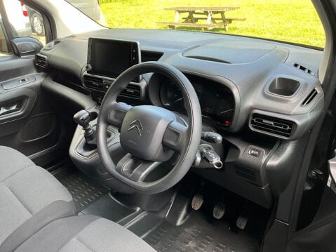 Citroen Berlingo 1.2 1000 ENTERPRISE M PURETECH S/S 109 BHP 9