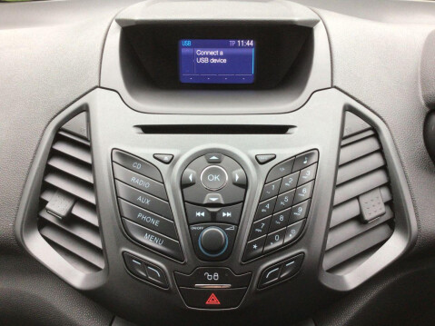 Ford Ecosport 1.5 ZETEC 5d 110 BHP 19