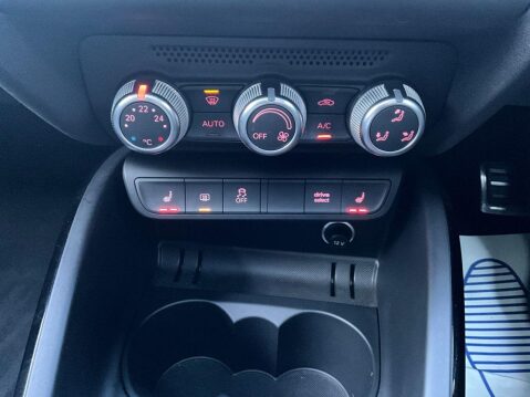 Audi A1 1.4 SPORTBACK TFSI BLACK EDITION 5d 148 BHP 27