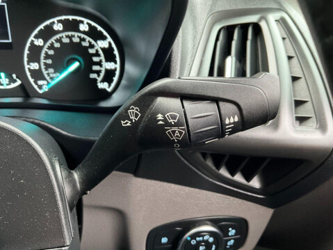 Ford Transit Connect 1.5 200 LIMITED TDCI 119 BHP 23
