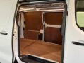 Peugeot Expert 2.0 BlueHDi 1400 Professional Standard Panel Van MWB Euro 6 (s/s) 6dr 10