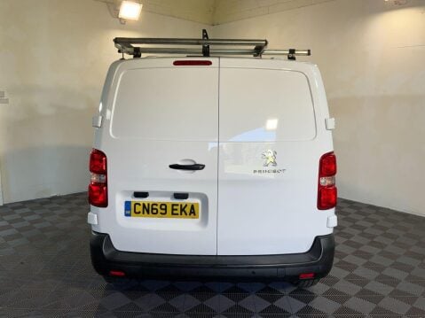Peugeot Expert 2.0 BlueHDi 1400 Professional Standard Panel Van MWB Euro 6 (s/s) 6dr 6