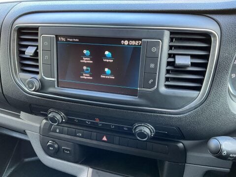 Peugeot Expert 2.0 BlueHDi 1400 Professional Standard Panel Van MWB Euro 6 (s/s) 6dr 26