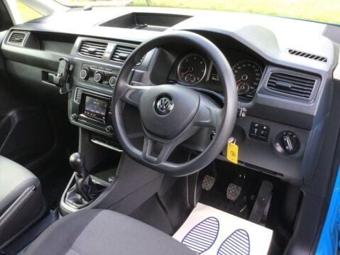 Volkswagen Caddy 2.0 C20 TDI STARTLINE 101 BHP 10