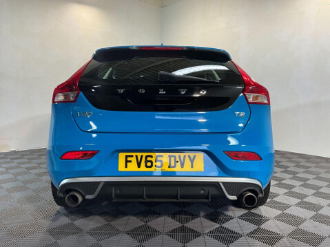Volvo V40 2.0 T2 R-DESIGN 5d 120 BHP 44