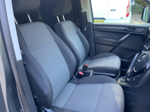 Volkswagen Caddy 1.6 C20 TDI HIGHLINE 101 BHP 10