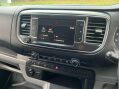 Vauxhall Vivaro 2.0 L2H1 3100 DYNAMIC S/S 121 BHP 22