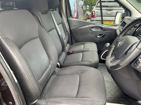 Vauxhall Vivaro 1.6 2700 L1H1 CDTI P/V SPORTIVE ECOFLEX S/S 118 BHP 11