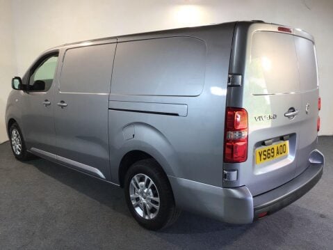 Vauxhall Vivaro 1.5 L2H1 2900 SPORTIVE S/S 101 BHP 4
