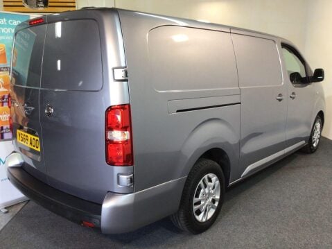 Vauxhall Vivaro 1.5 L2H1 2900 SPORTIVE S/S 101 BHP 6