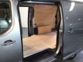 Vauxhall Vivaro 1.5 L2H1 2900 SPORTIVE S/S 101 BHP 9