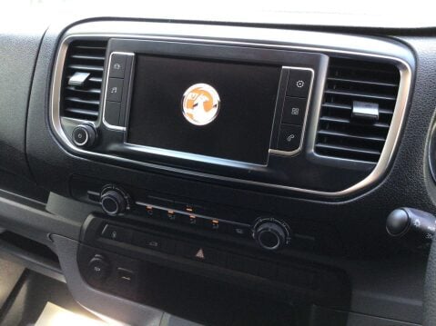 Vauxhall Vivaro 1.5 L2H1 2900 SPORTIVE S/S 101 BHP 23