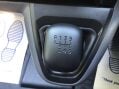 Vauxhall Vivaro 1.5 L2H1 2900 SPORTIVE S/S 101 BHP 24