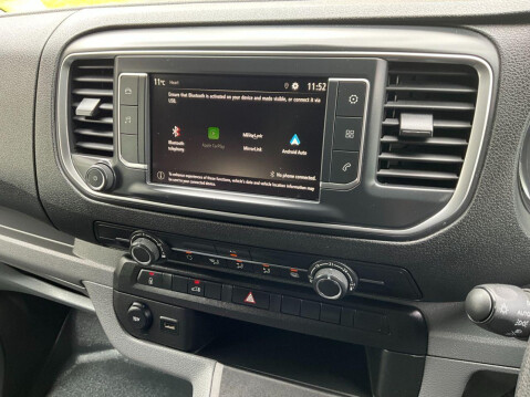 Vauxhall Vivaro 1.5 L2H1 F2900 DYNAMIC S/S 101 BHP 16