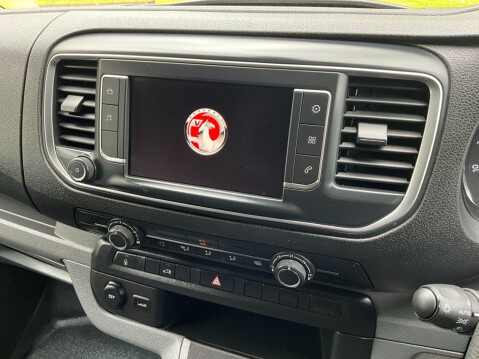 Vauxhall Vivaro 1.5 L2H1 F2900 DYNAMIC S/S 101 BHP 27