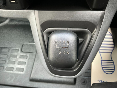Vauxhall Vivaro 1.5 L2H1 F2900 DYNAMIC S/S 101 BHP 30