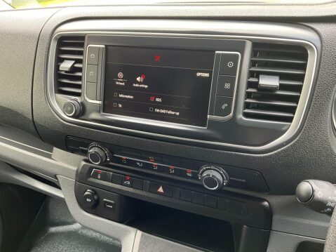 Vauxhall Vivaro 1.5 L2H1 F2900 DYNAMIC S/S 101 BHP 20