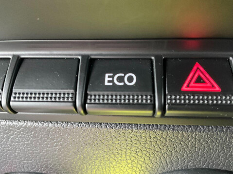Vauxhall Movano 2.3 L3H2 F3500 135 BHP 26