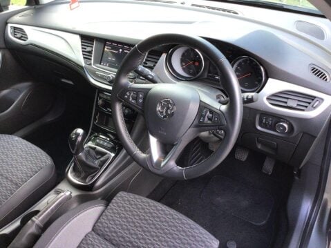 Vauxhall Astra 1.2 SRI 5d 144 BHP 12