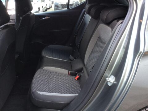 Vauxhall Astra 1.2 SRI 5d 144 BHP 30