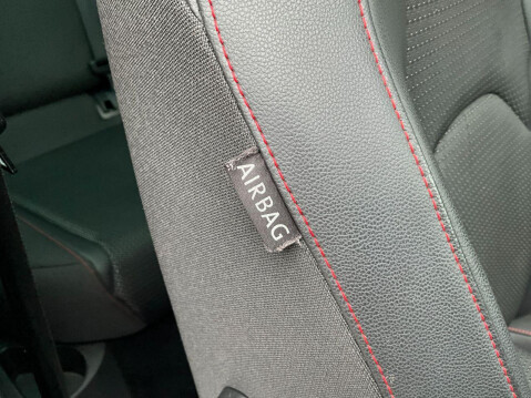 SEAT Leon 1.4 ECOTSI FR TECHNOLOGY 3d 150 BHP 12