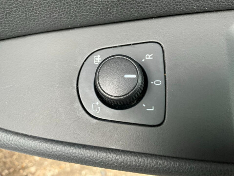 SEAT Leon 1.4 ECOTSI FR TECHNOLOGY 3d 150 BHP 34