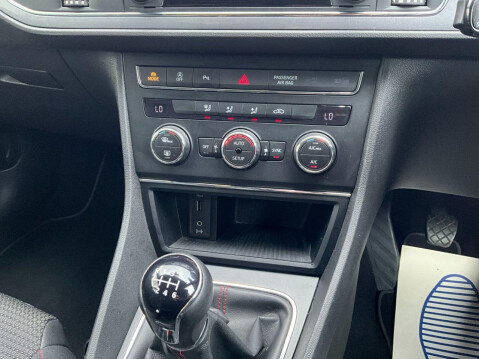 SEAT Leon 1.4 ECOTSI FR TECHNOLOGY 3d 150 BHP 31