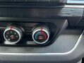 Renault Trafic 2.0 LL30 SPORT DCI 150 BHP 26