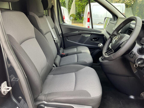 Renault Trafic 2.0 LL30 BUSINESS PLUS DCI 130 BHP 11