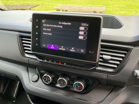 Renault Trafic 2.0 LL30 BUSINESS PLUS DCI 130 BHP 22