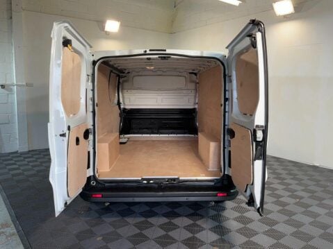 Renault Trafic 2.0 LL30 BUSINESS PLUS ENERGY DCI 144 BHP 7