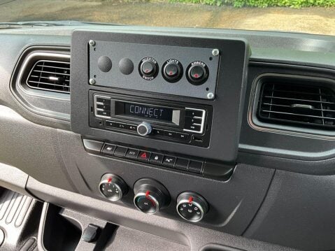 Renault Master 2.3 LM35 BUSINESS PLUS DCI 135 BHP 32